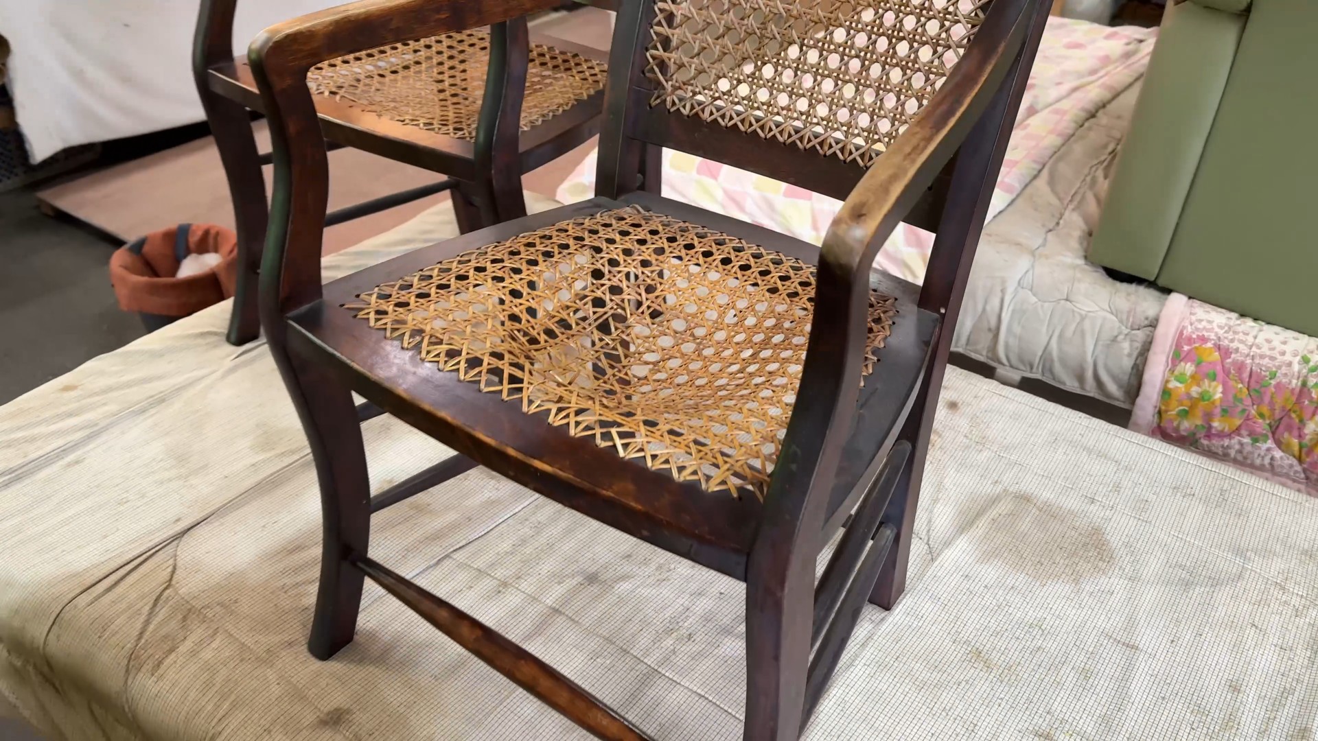 50年以上前から家にある樺桜の手作り椅子 修理前