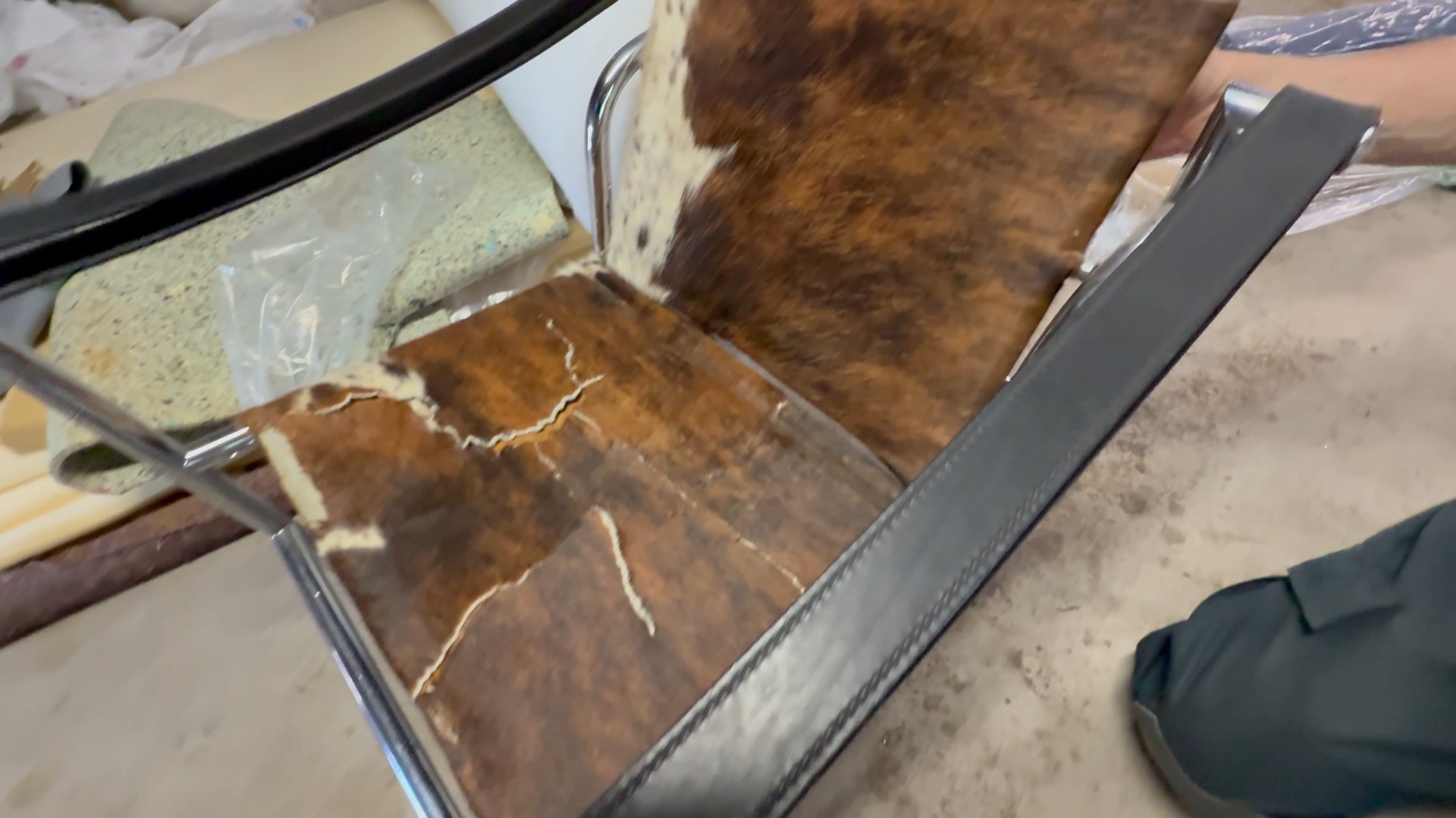 修理前のカッシーナLC1