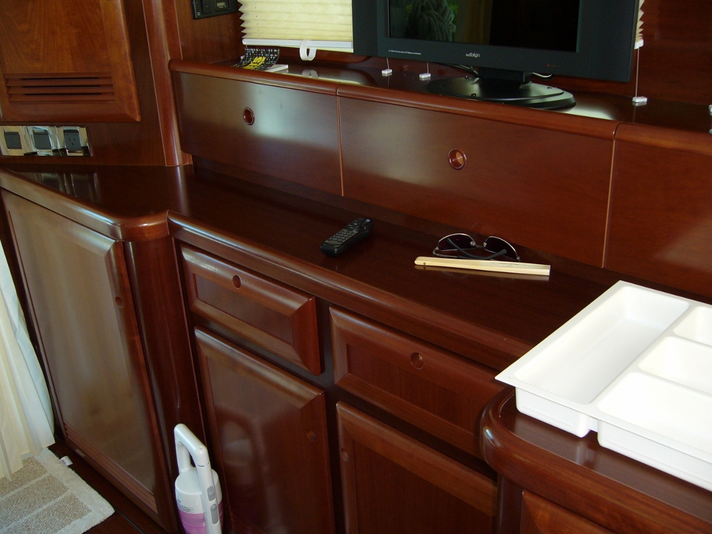 操縦席・ソファーの張替修理後 5