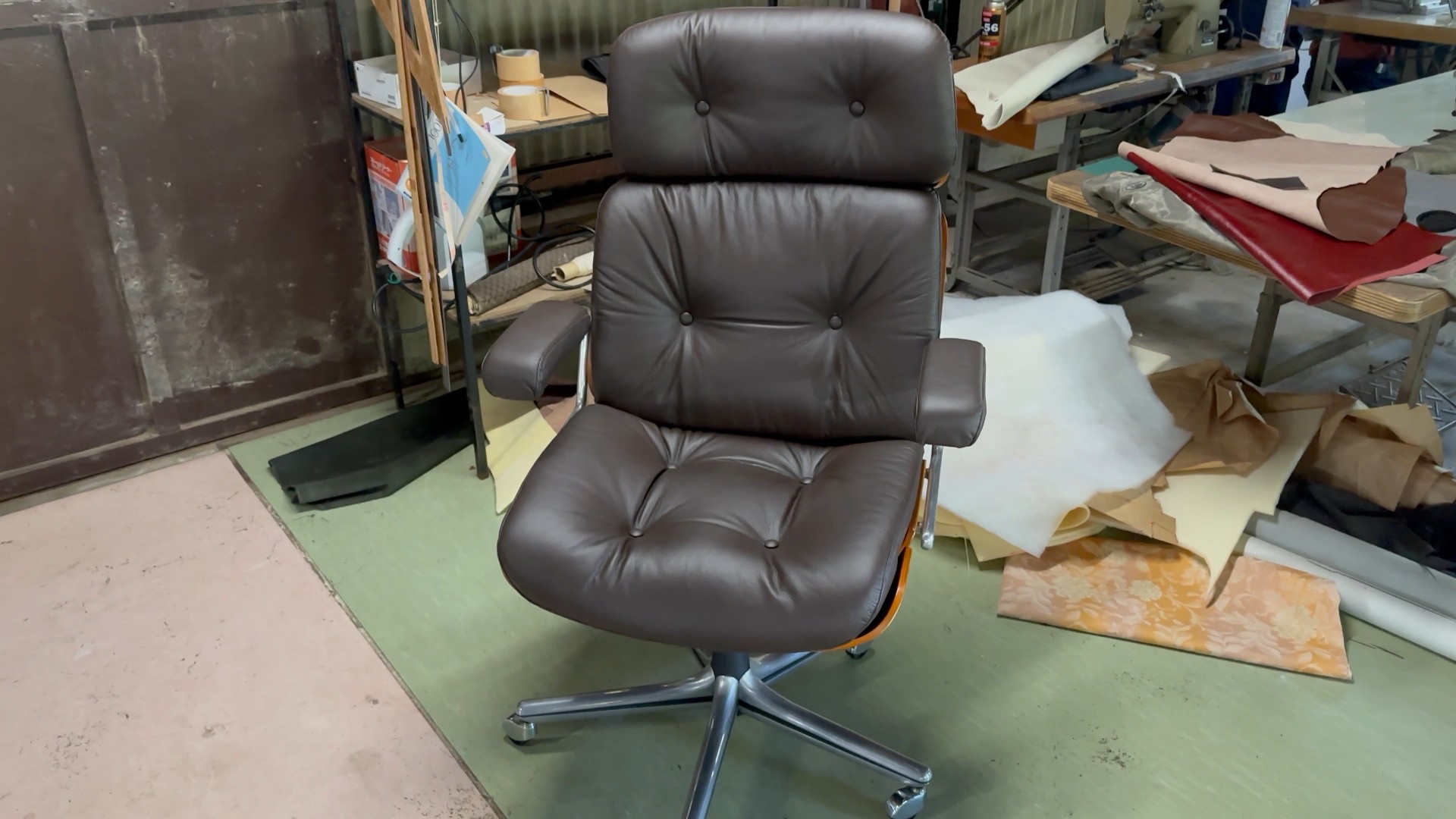 別注革と最高技術で蘇ったパサールチェアー 修理後
