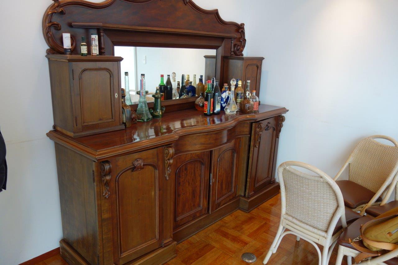 アンティーク家具修理の画像