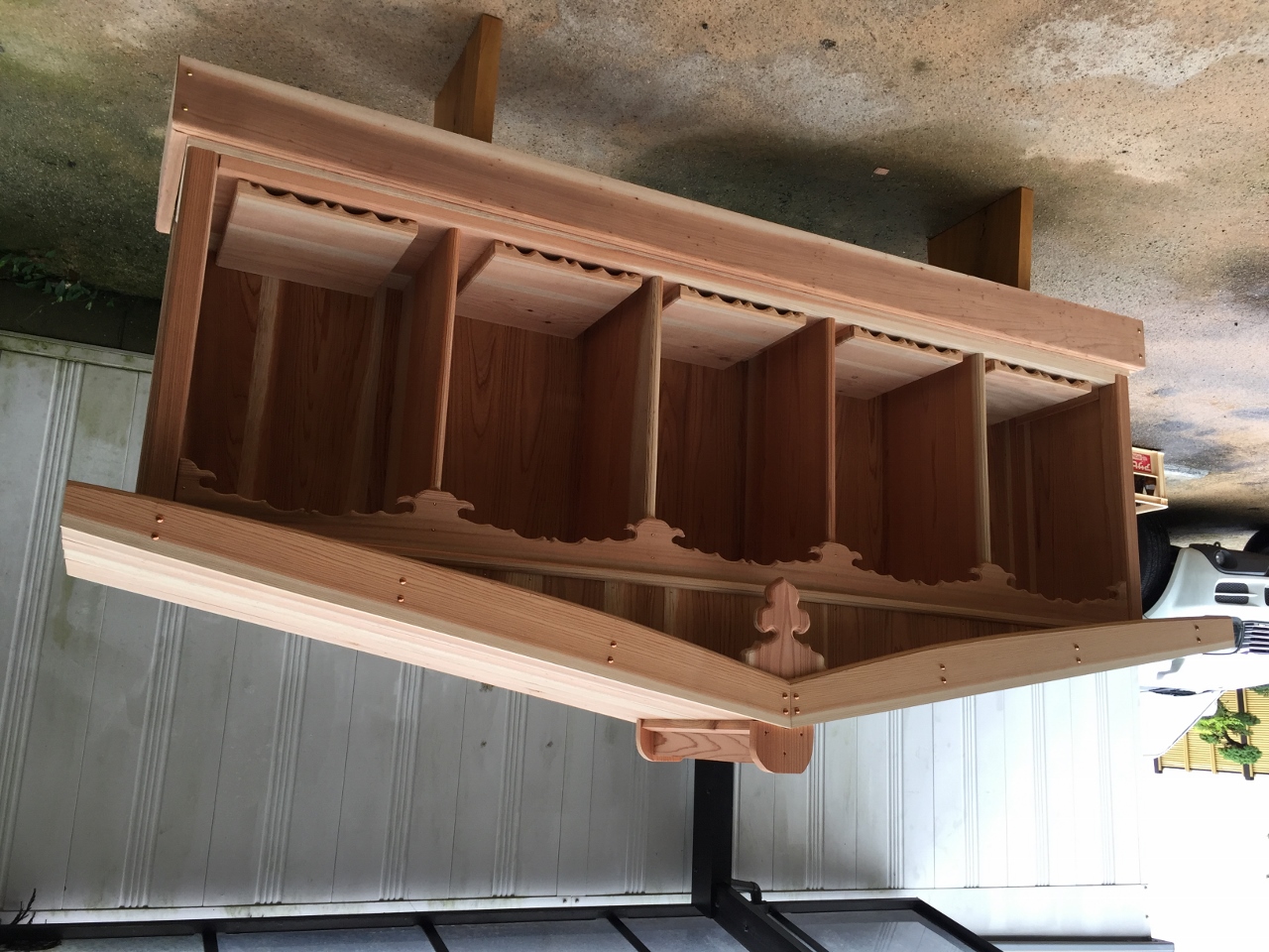 完成し、無事にお客様へお届けした祠（ほこら）