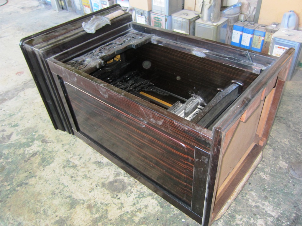 塗装修理前のお仏壇