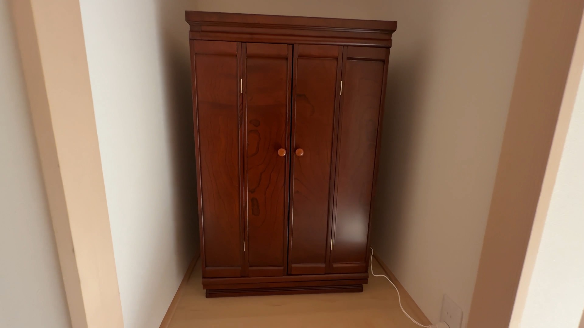 和の意匠を活かした今風のモダンなお仏壇へ