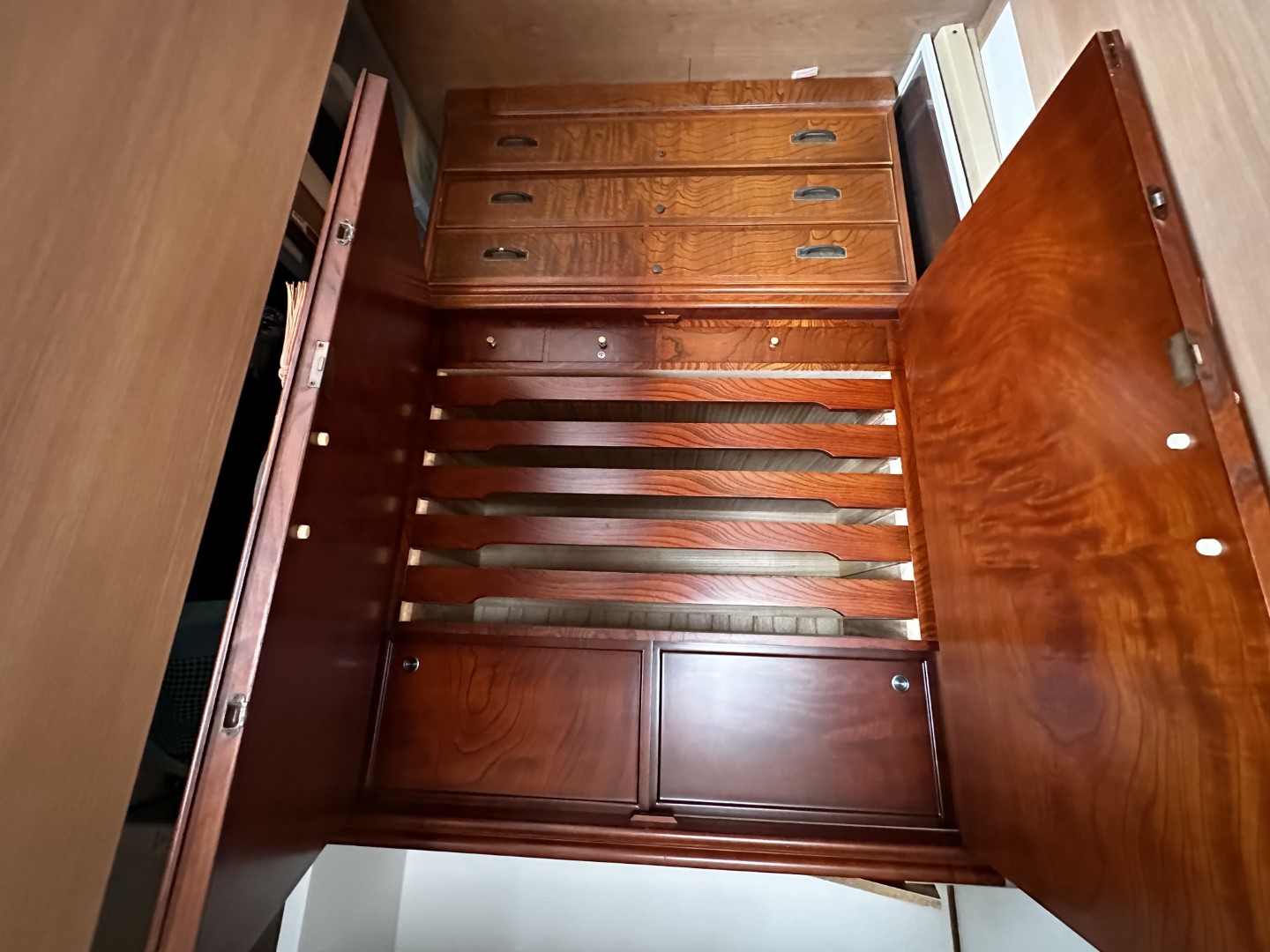 リフォームを機にリメイクをご希望された和箪笥